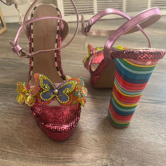 Betsey Johnson shoe - Picture 7 of 11